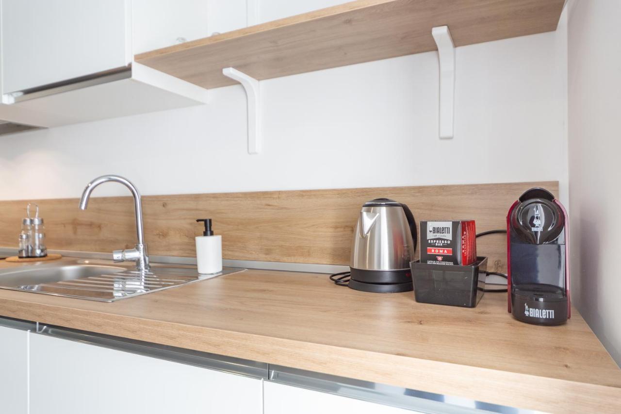 Khl Apartments Милано Екстериор снимка