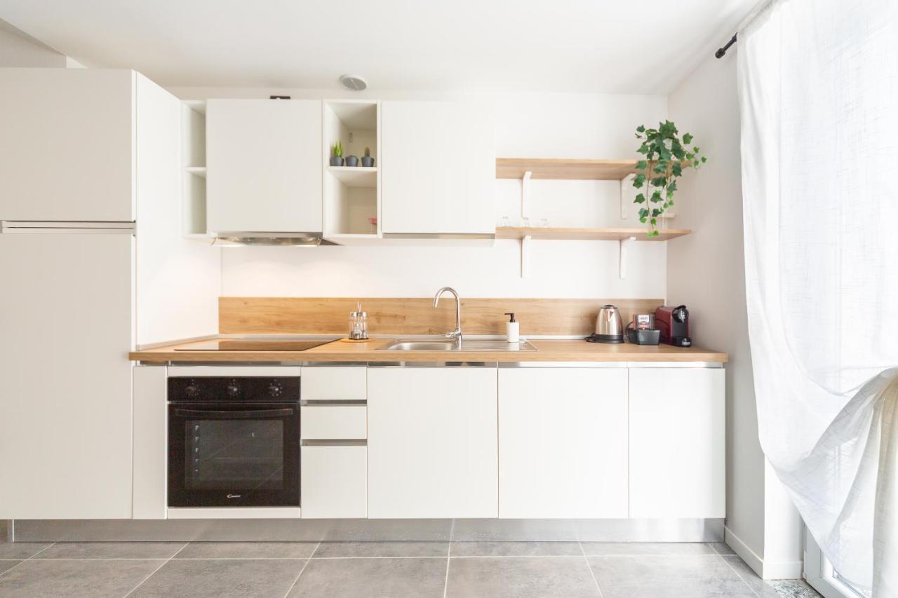 Khl Apartments Милано Екстериор снимка