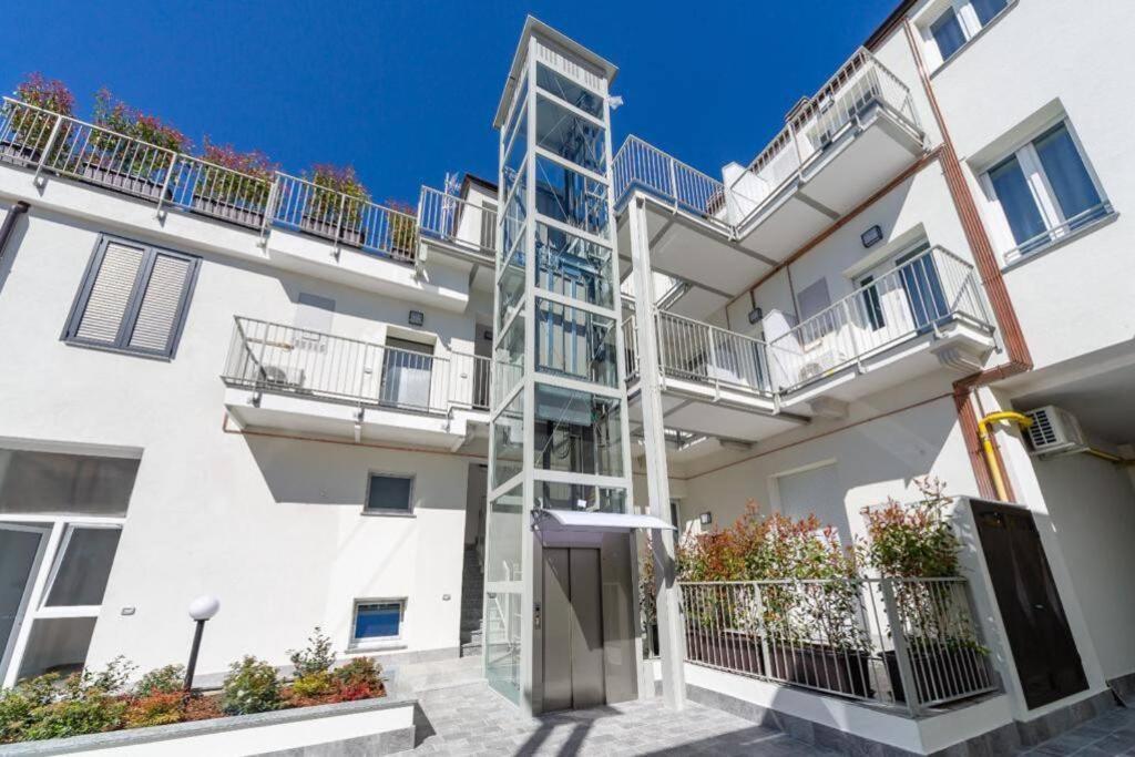 Khl Apartments Милано Екстериор снимка
