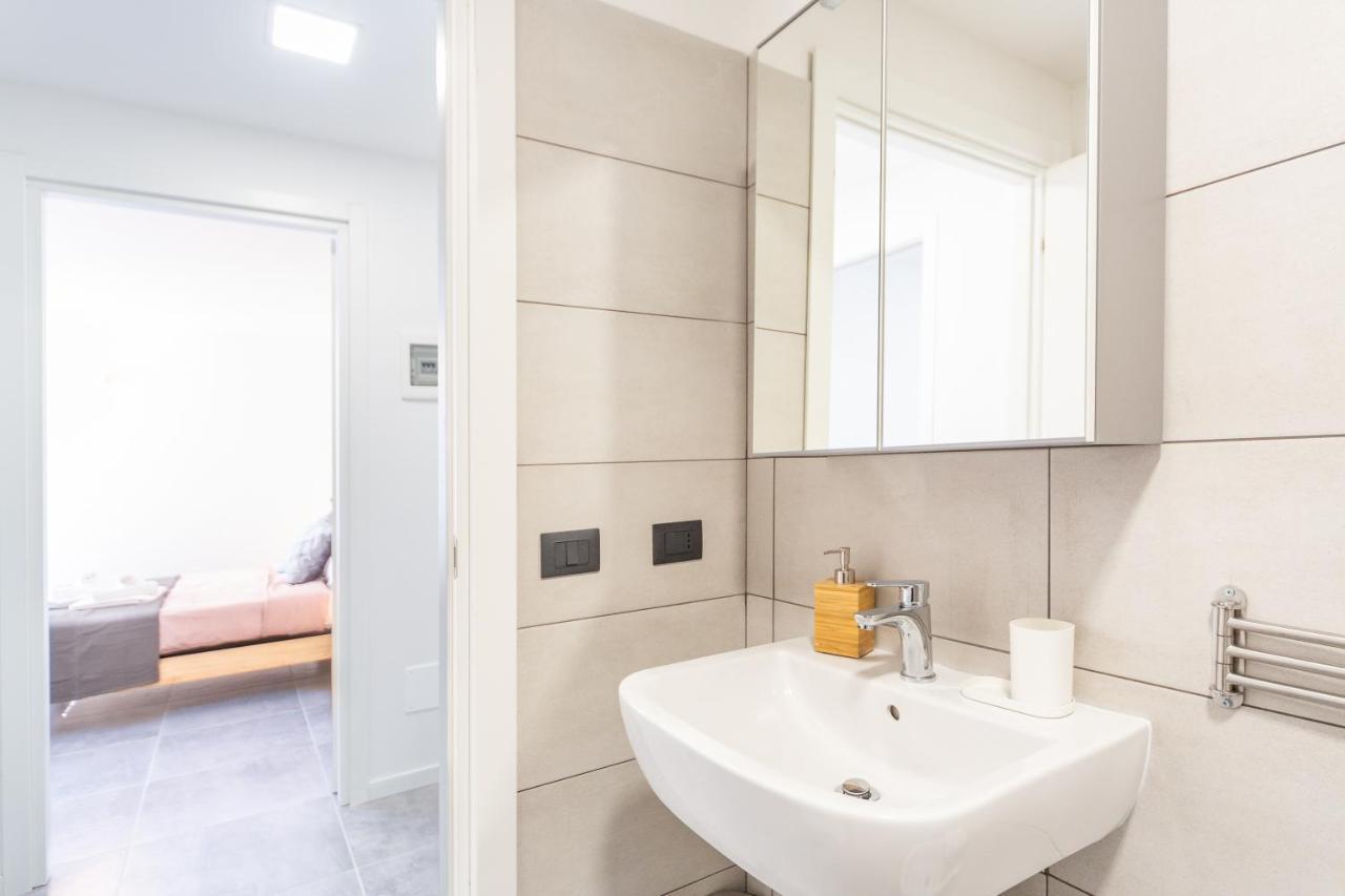 Khl Apartments Милано Екстериор снимка